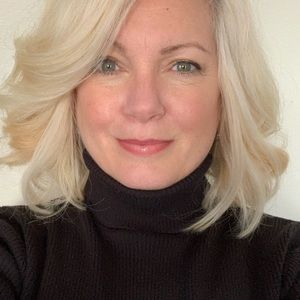 Meet your Posher, Tamela